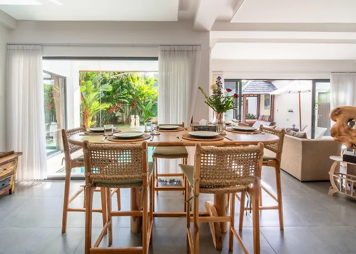 Villa Wiana By Finder Seminyak